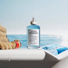 Load image into Gallery viewer, Maison Margiela Replica Salling Day EDT 100ml
